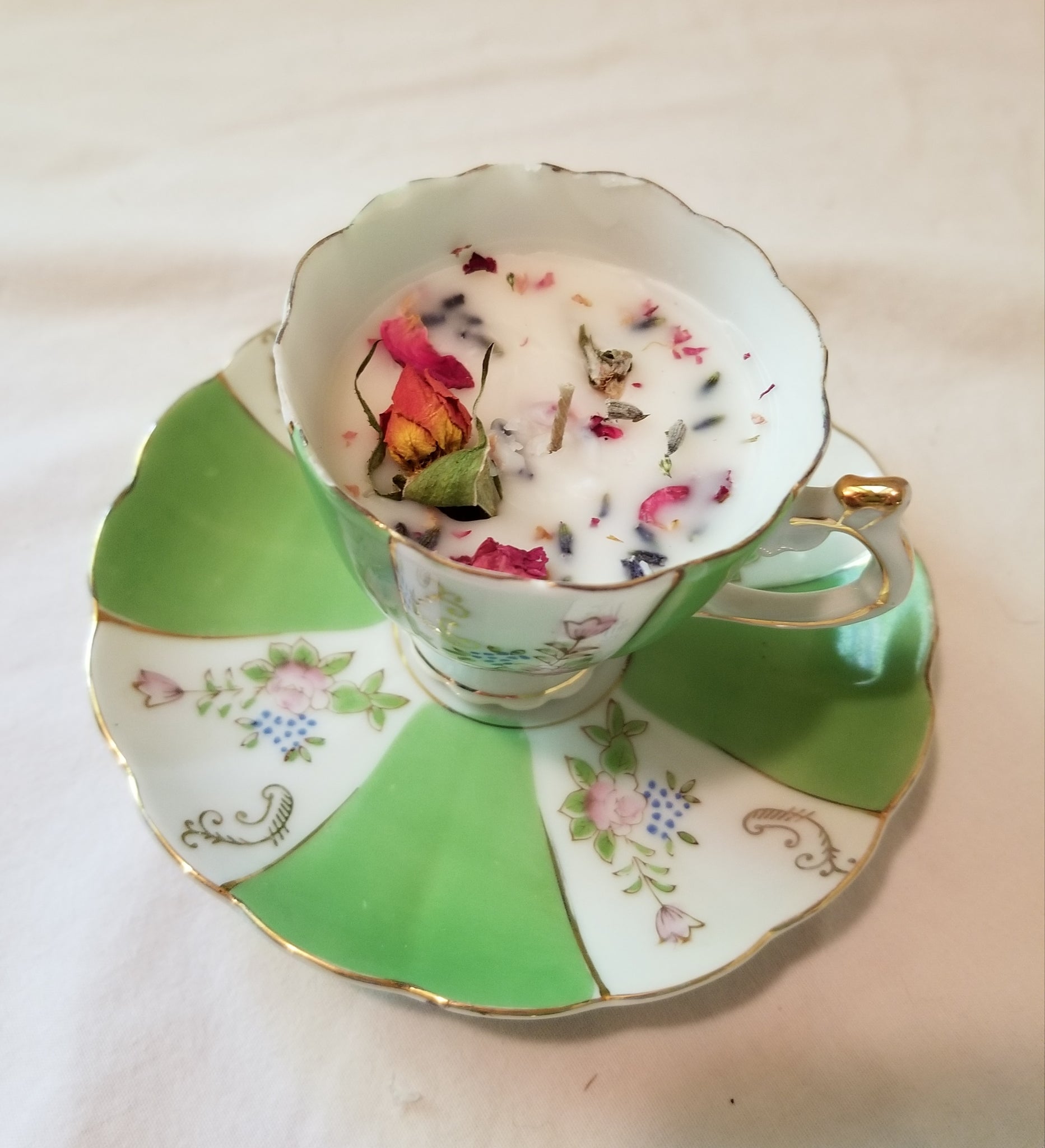 Teacup Candles - Standard and Specialty